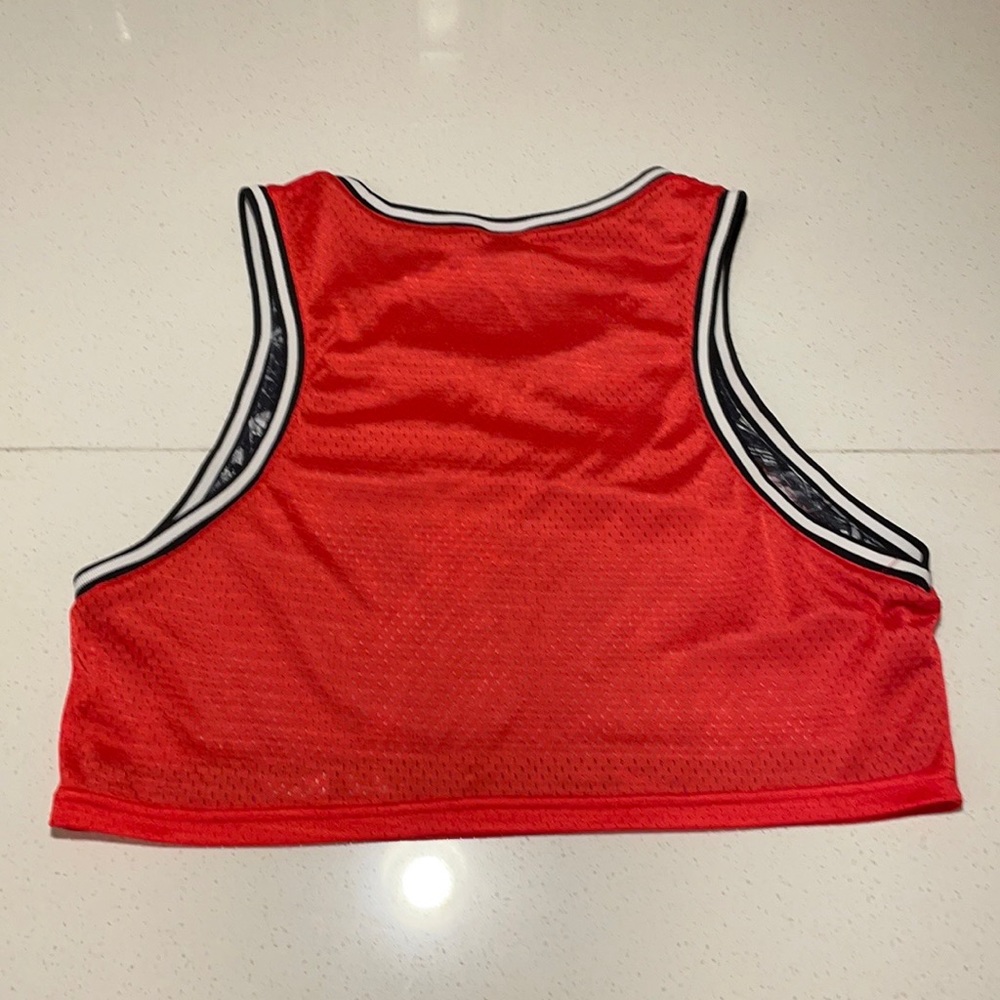 Woman’s Champion Reversible Crop Jersey - Picture 3 of 7